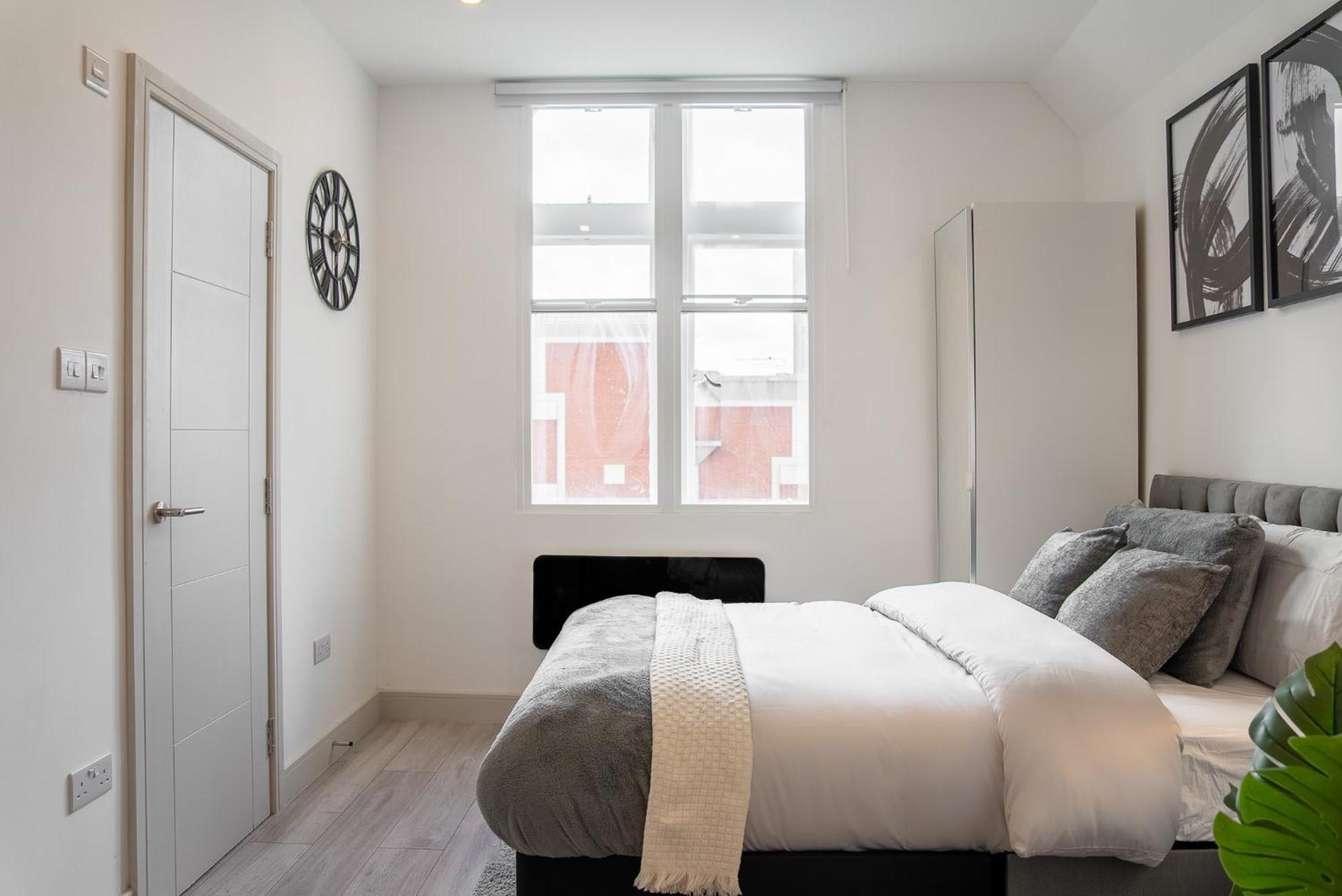 Luxury Studio Apartment In Sutton, London Sutton  Eksteriør billede